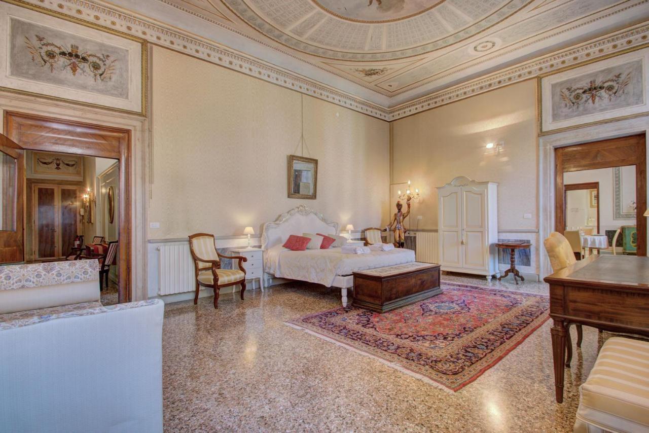 Doge Stair, Gorgeous - Bbc Venice Grand 2024 Tour Recorded Here! Veneza Exterior foto