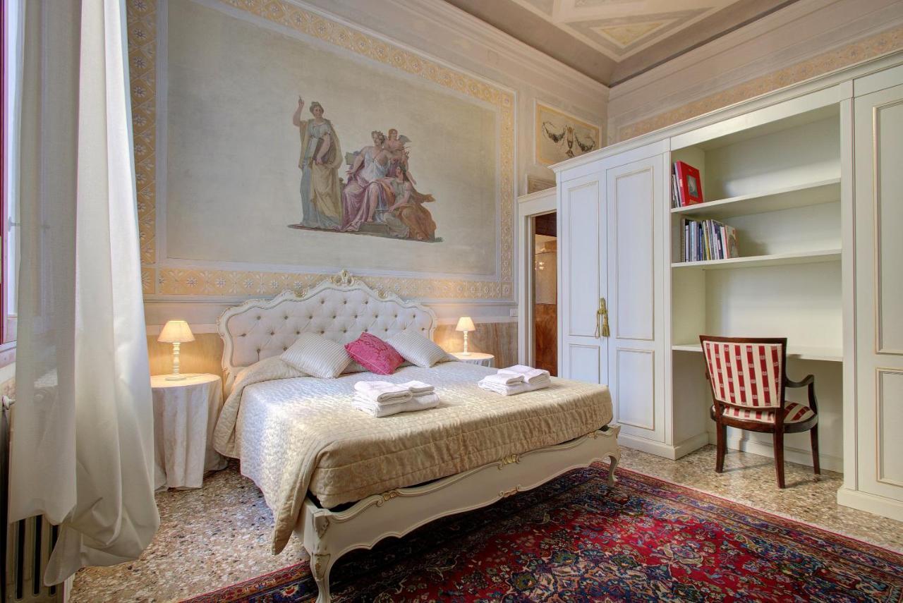 Doge Stair, Gorgeous - Bbc Venice Grand 2024 Tour Recorded Here! Veneza Exterior foto