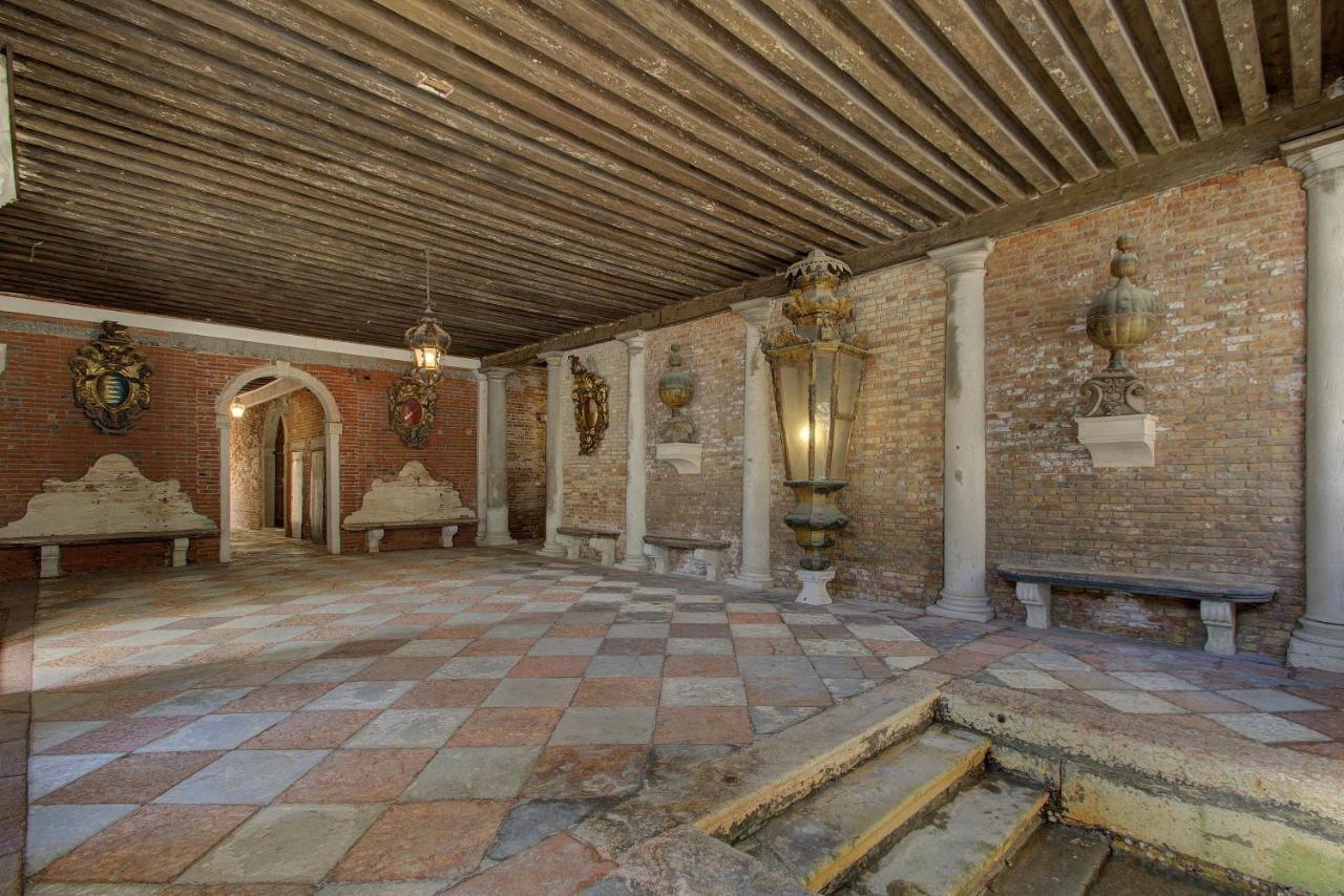 Doge Stair, Gorgeous - Bbc Venice Grand 2024 Tour Recorded Here! Veneza Exterior foto