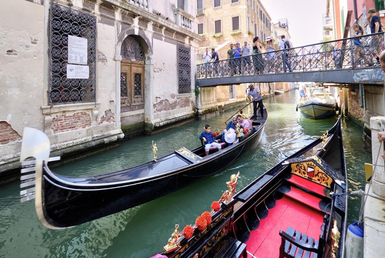 Doge Stair, Gorgeous Apartamento Veneza Exterior foto