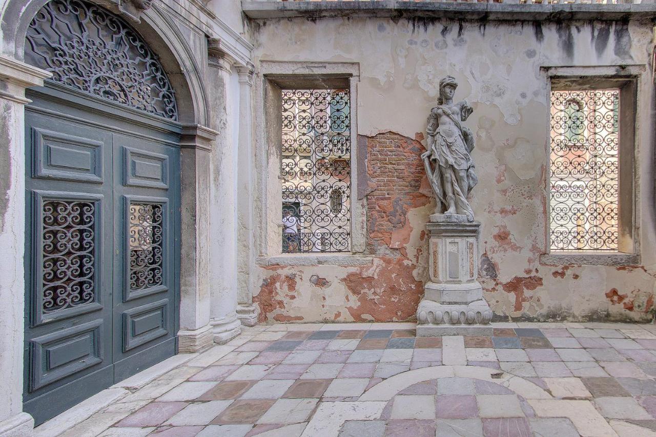 Doge Stair, Gorgeous - Bbc Venice Grand 2024 Tour Recorded Here! Veneza Exterior foto